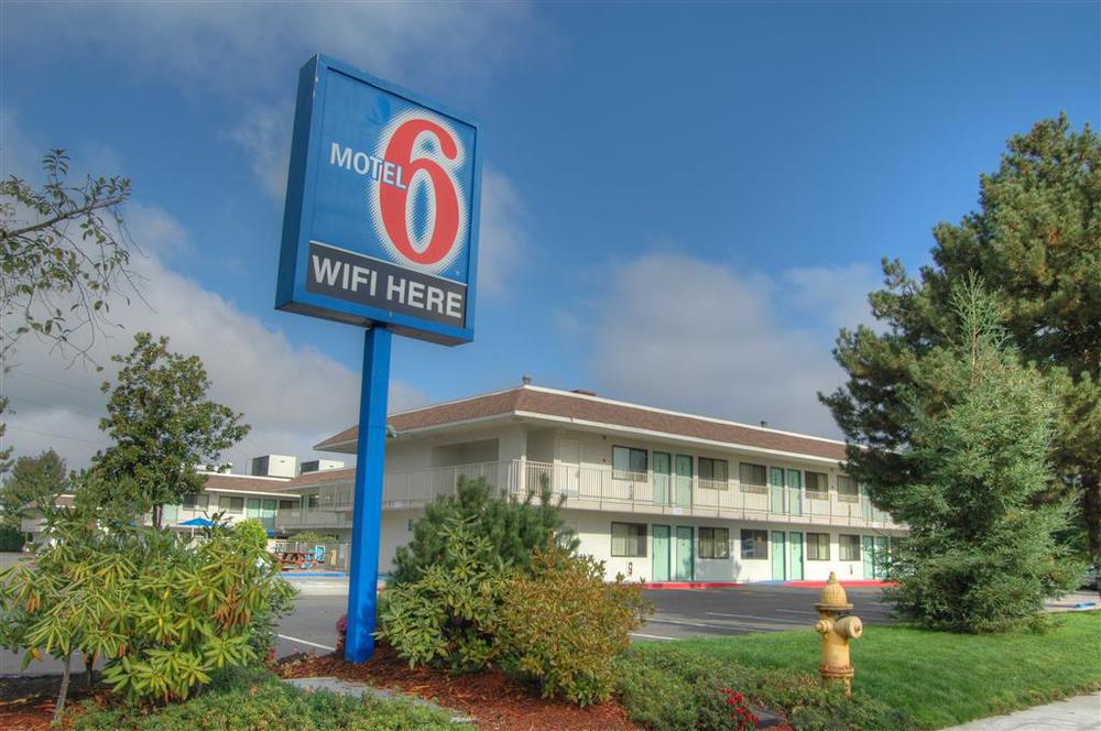 Hotel 6-springfield, Or - Eugene North 2*